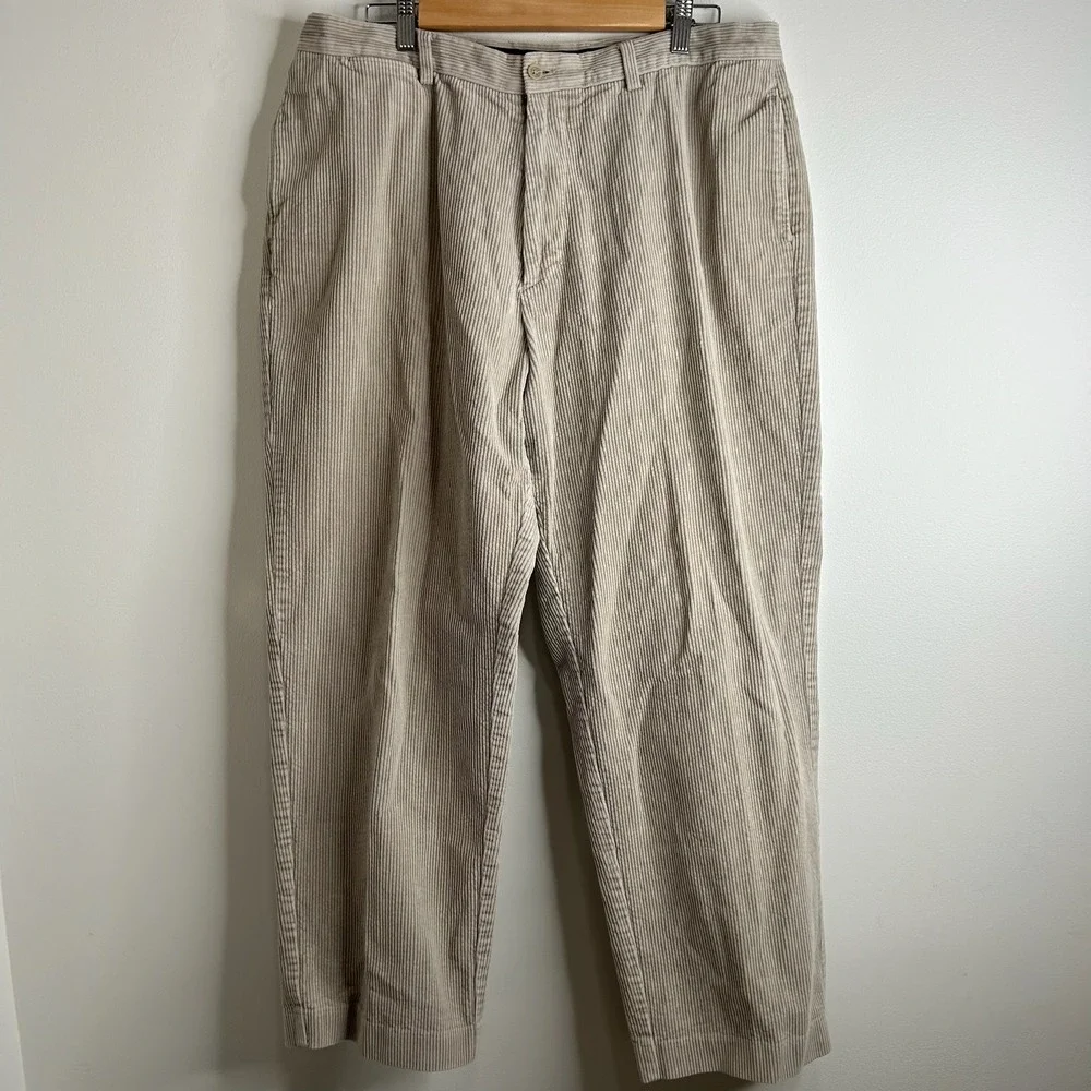 J Crew Classic Fit Beige Corduroy Pants Mens Size 38x32 (actual 38x29)‎ Academia